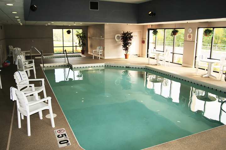 Hampton Inn Appleton-Fox River Mall Area Екстериор снимка