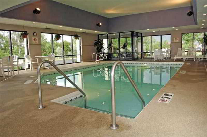 Hampton Inn Appleton-Fox River Mall Area Съоръжения снимка