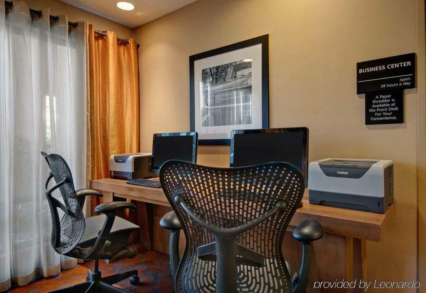Hampton Inn Appleton-Fox River Mall Area Екстериор снимка